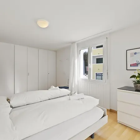 公寓 Nr-05 Haus Sursilvana By Interhome